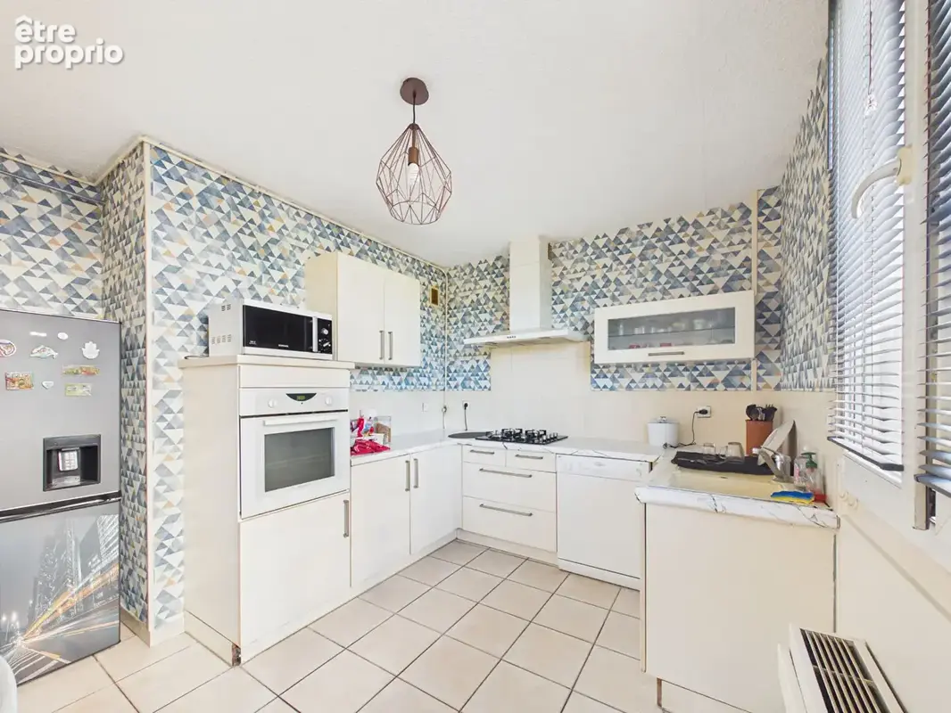 VALENCE SUD ? Appartement T5 de 93 m2 avec balcon, garage et cave - photo 6
