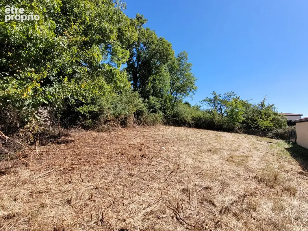 Photo Terrain à Le Puy-En-Velay au prix de 49 900€