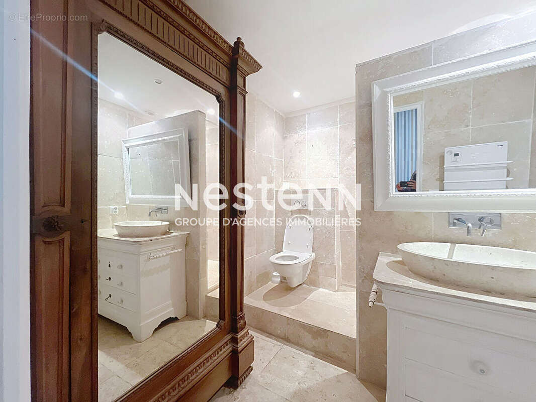 Immeuble à vendre à Saint-Rémy-de-Provence avec local commercial, appartement de 198 m², terrasse et cave - photo 13