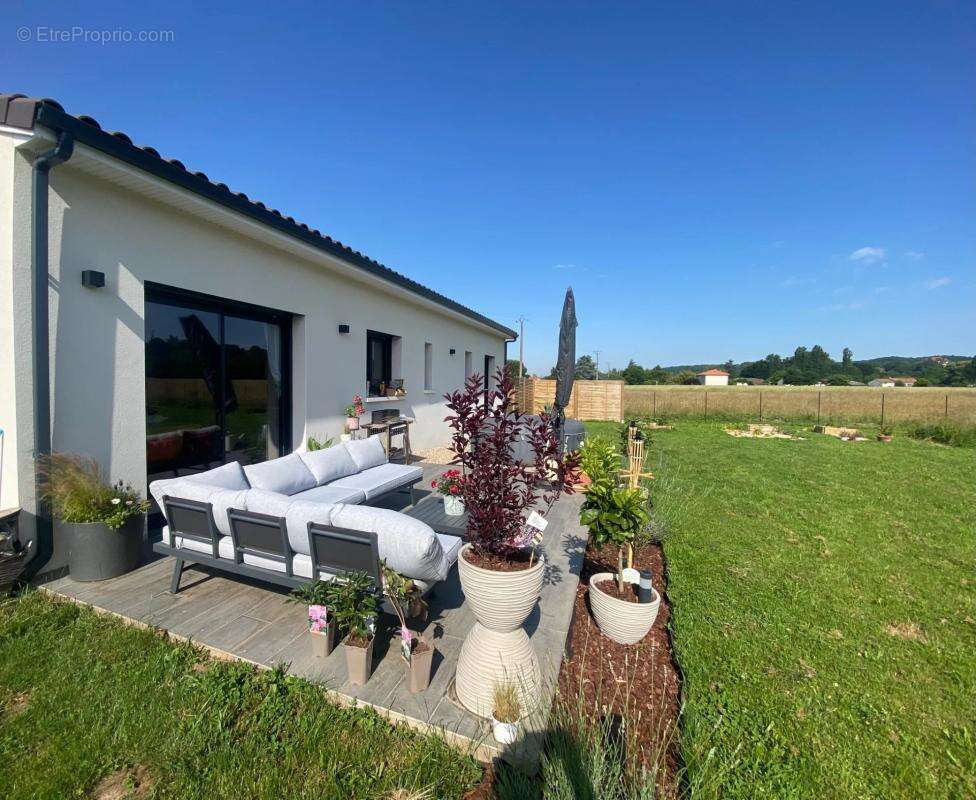 Maison à SAINT-GERMAIN-ET-MONS