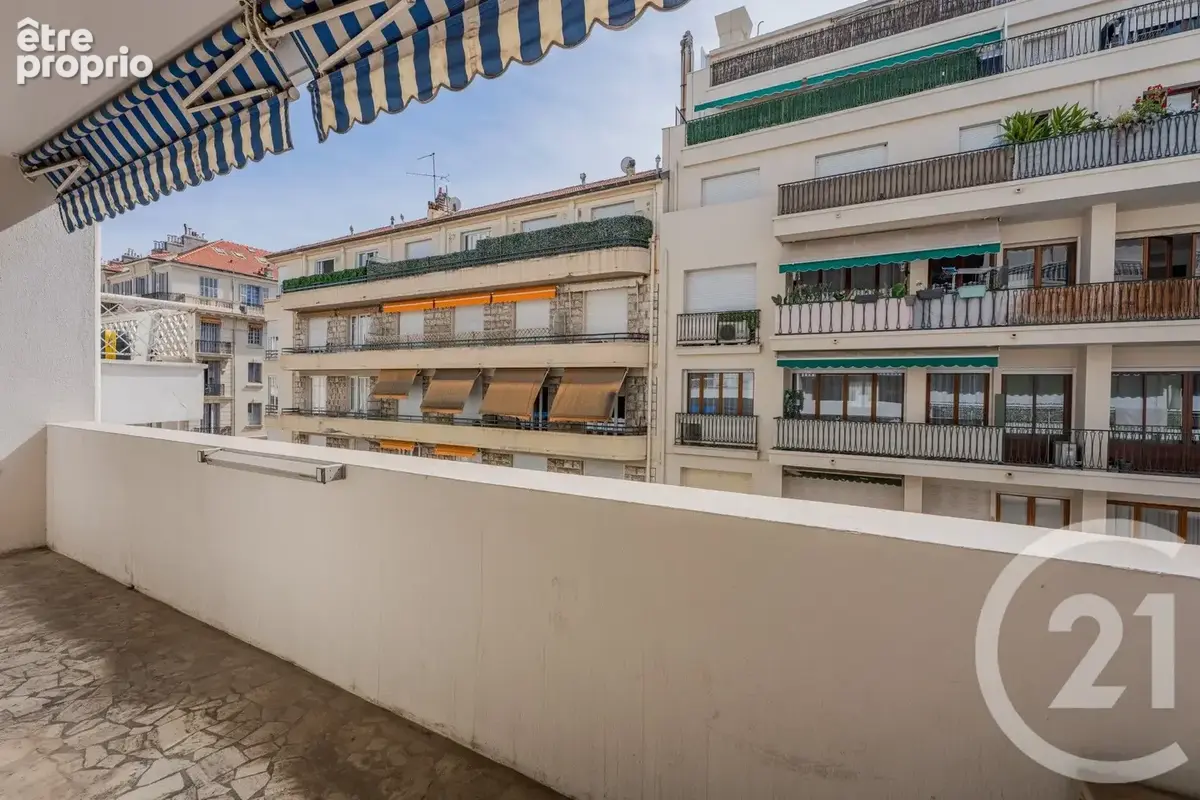 Appartement 4 pièces 103 m² à vendre à Nice (06000) - photo 2