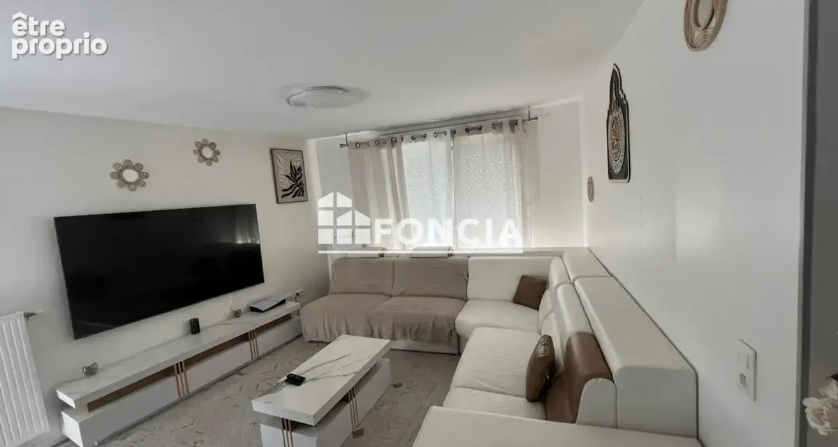 Appartement à AULNAY-SOUS-BOIS