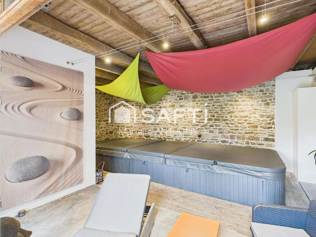 Photo 5 - Maison à PLOUEGAT-GUERAND