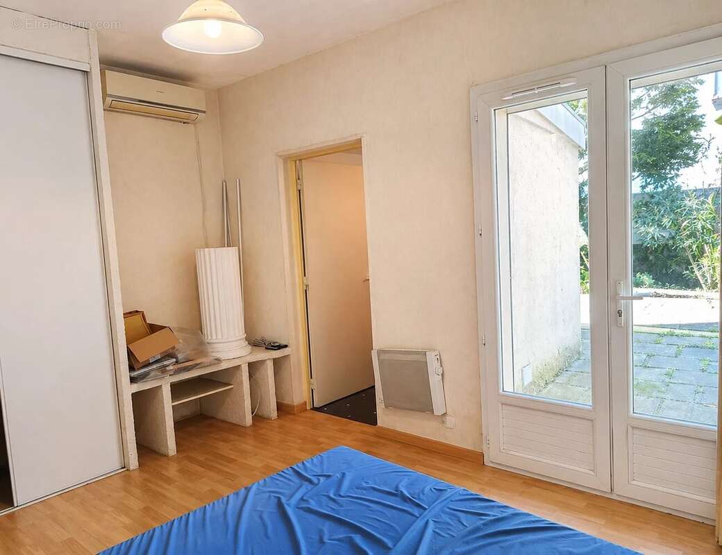 Maison à MONTELIMAR