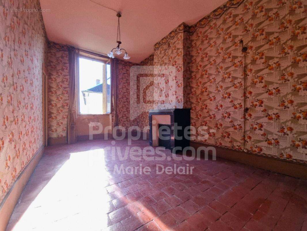 Maison à POUILLY-SUR-LOIRE