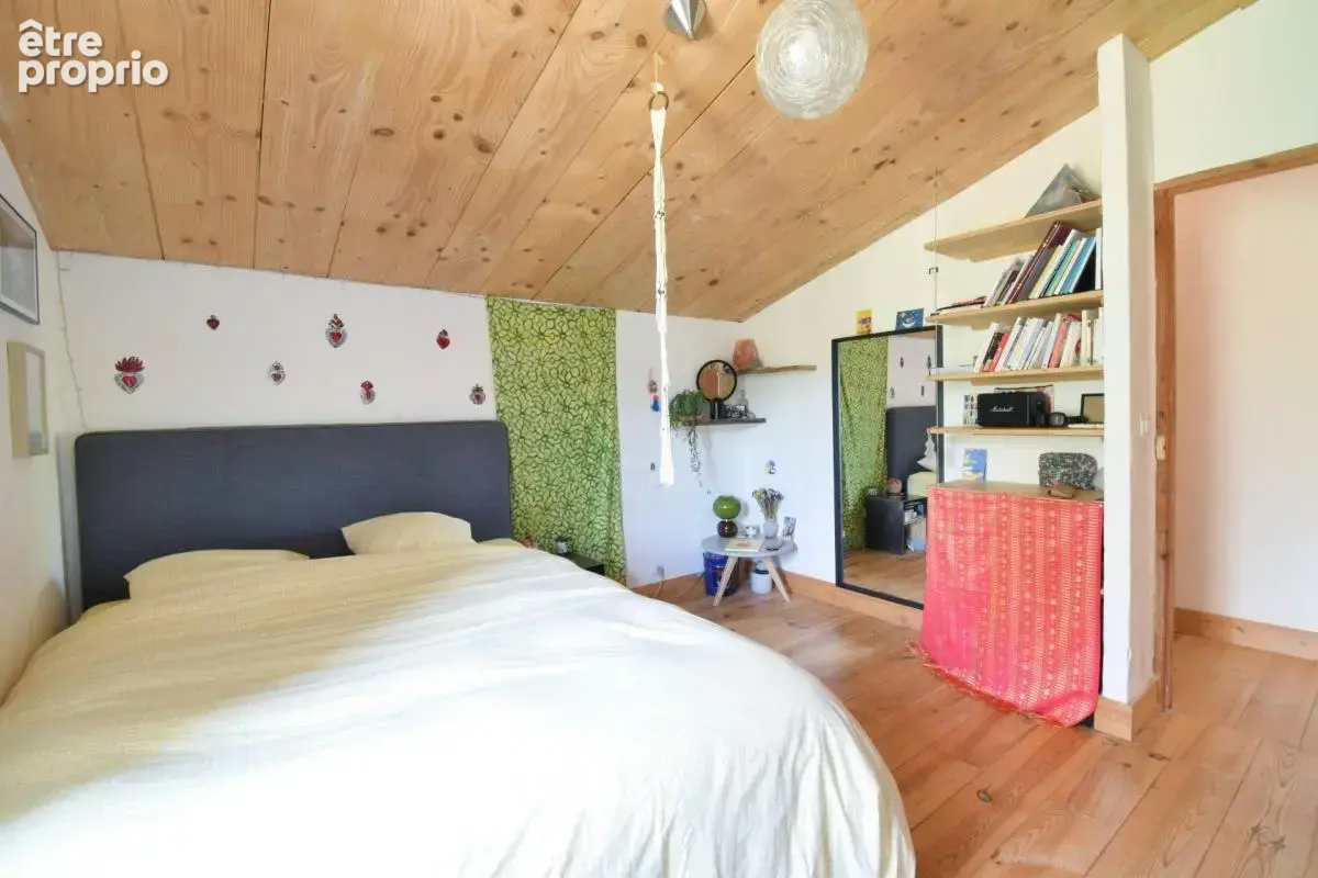 EXCLUSIVITE / Très belle maison avec dépendances et terrain / 63160 Glaine Montaigut - photo 23