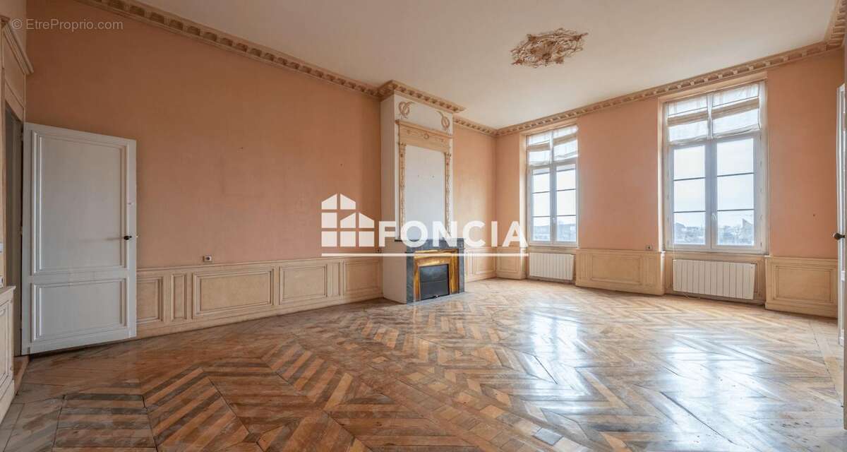 Appartement à BORDEAUX