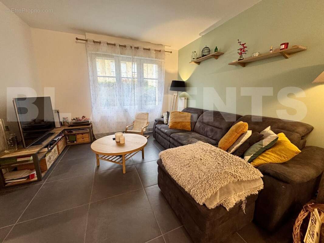 IMG_3677 - Maison à VILLENOY