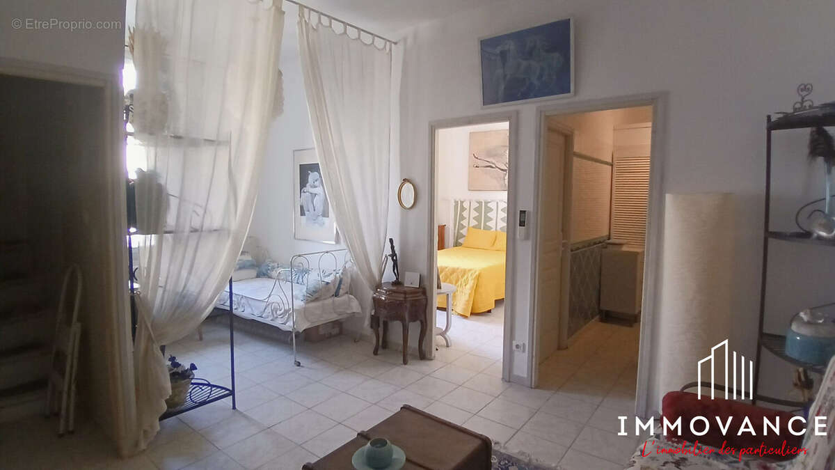 Maison 110 m² à Montagnac  - photo 4