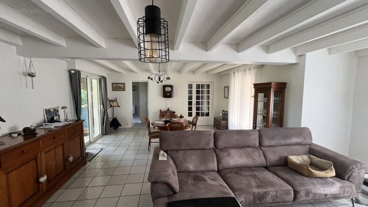 Maison à CAUNES-MINERVOIS