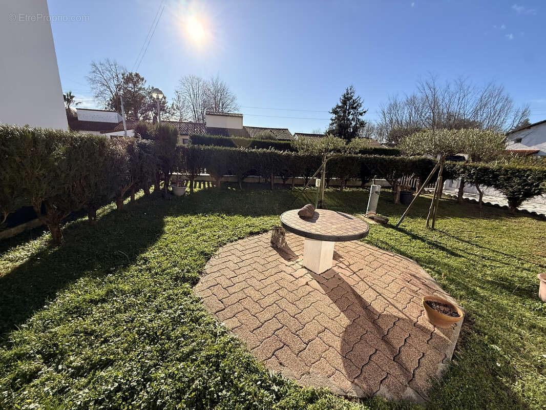 Maison familiale de charme au cœur d’Arcangues - photo 5