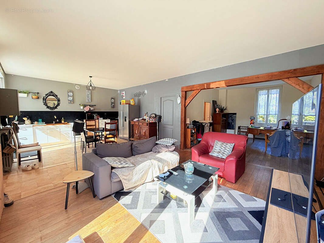 Maison à SAINT-DOULCHARD