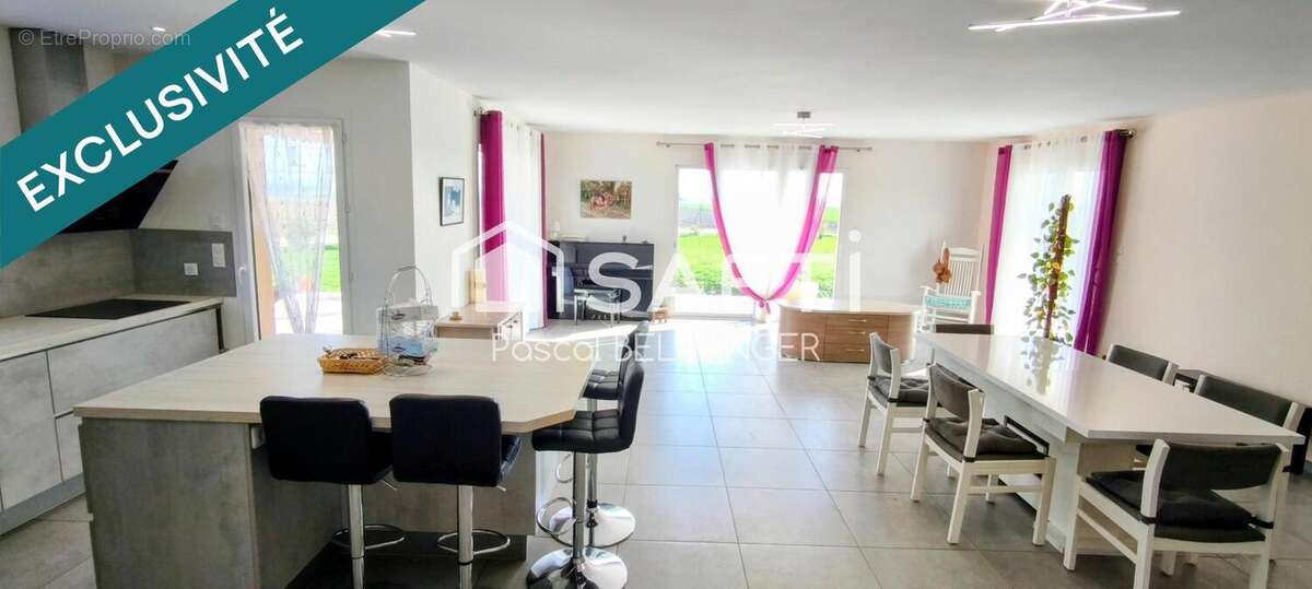 Maison 138 m² à Sardon  - photo 7