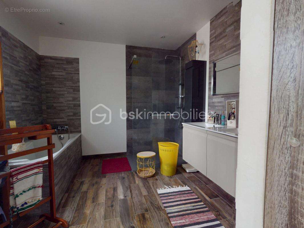 Maison familiale - photo 13