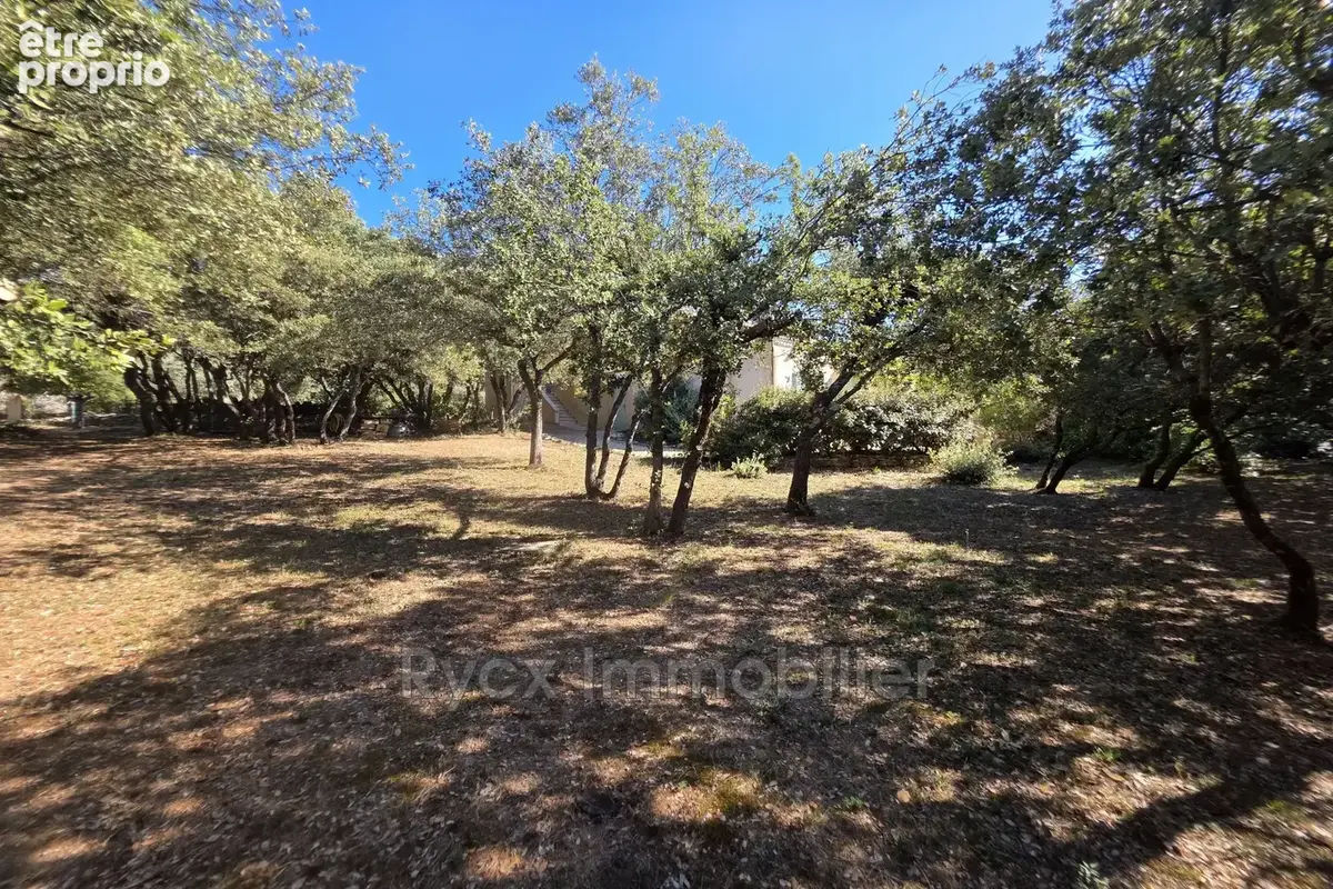 Maison 7 pièces 170 m² à vendre à Saint-Saturnin-Les-Apt (84490) - photo 9
