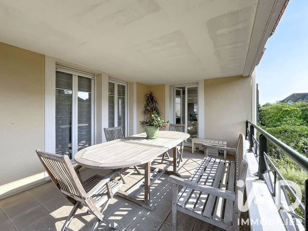 Photo 1 - Appartement à EMERAINVILLE