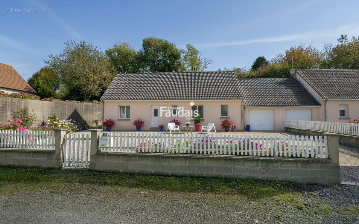 Maison à RONCEY