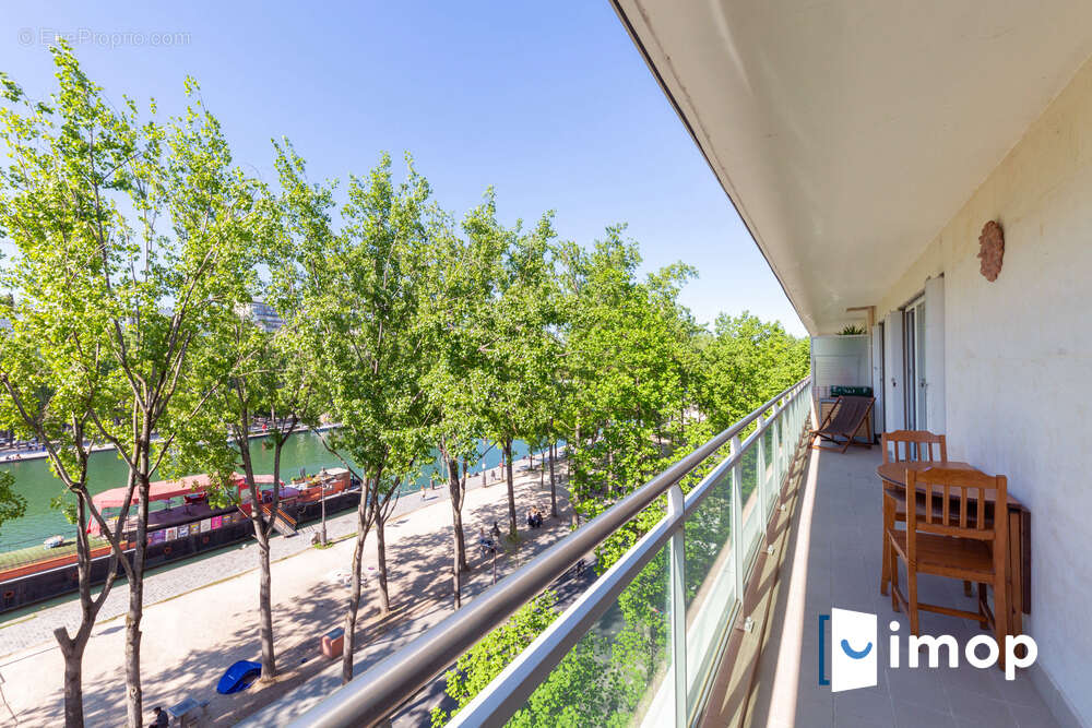 Appartement à PARIS-19E