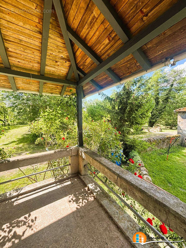 Maison à SAINT-GORGON