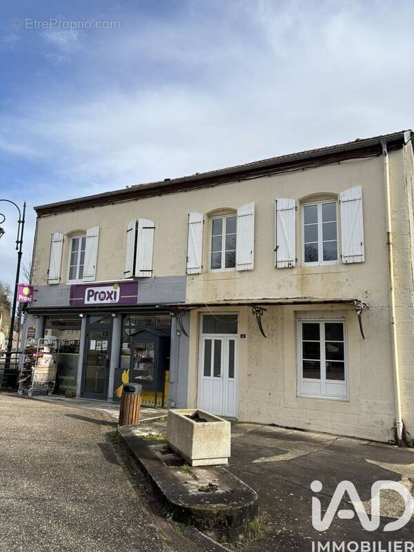 Photo 1 - Appartement à MONTSAUGEON