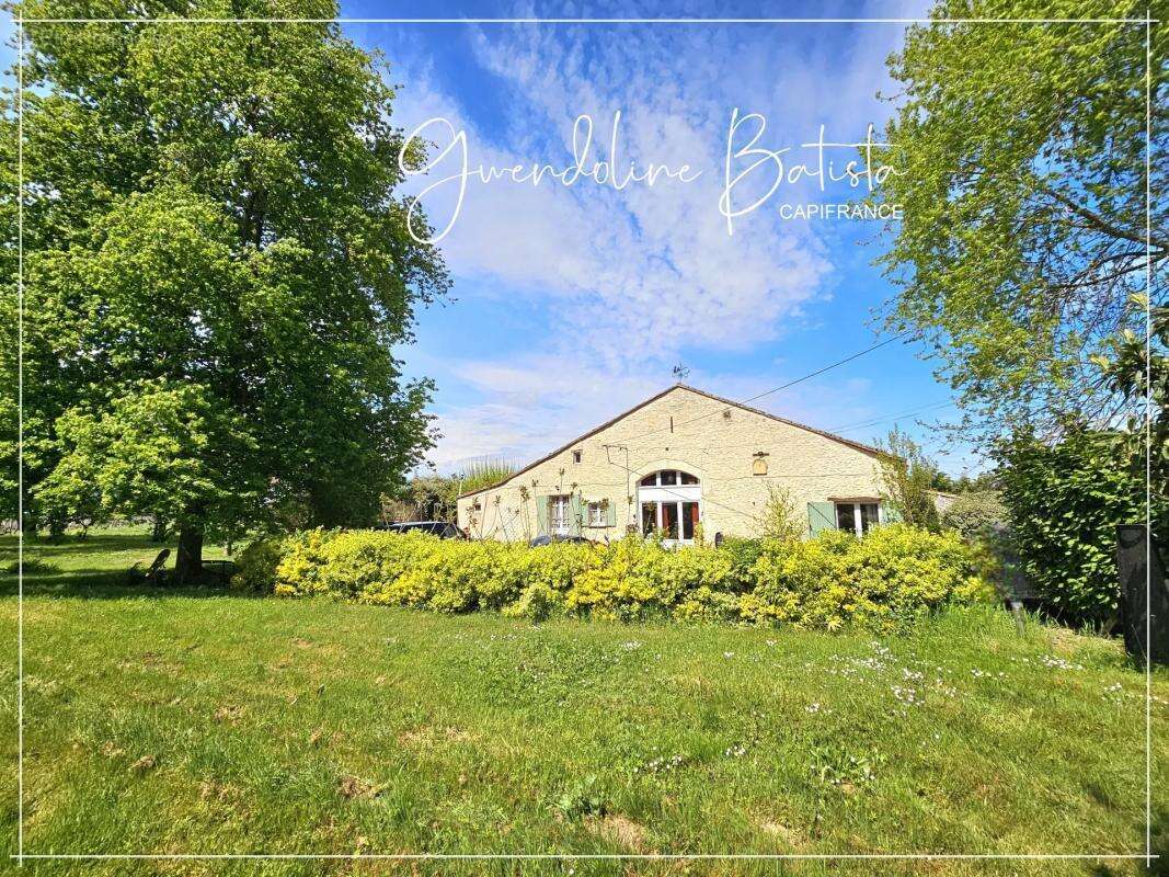 Maison à SAINT-AVIT-SAINT-NAZAIRE