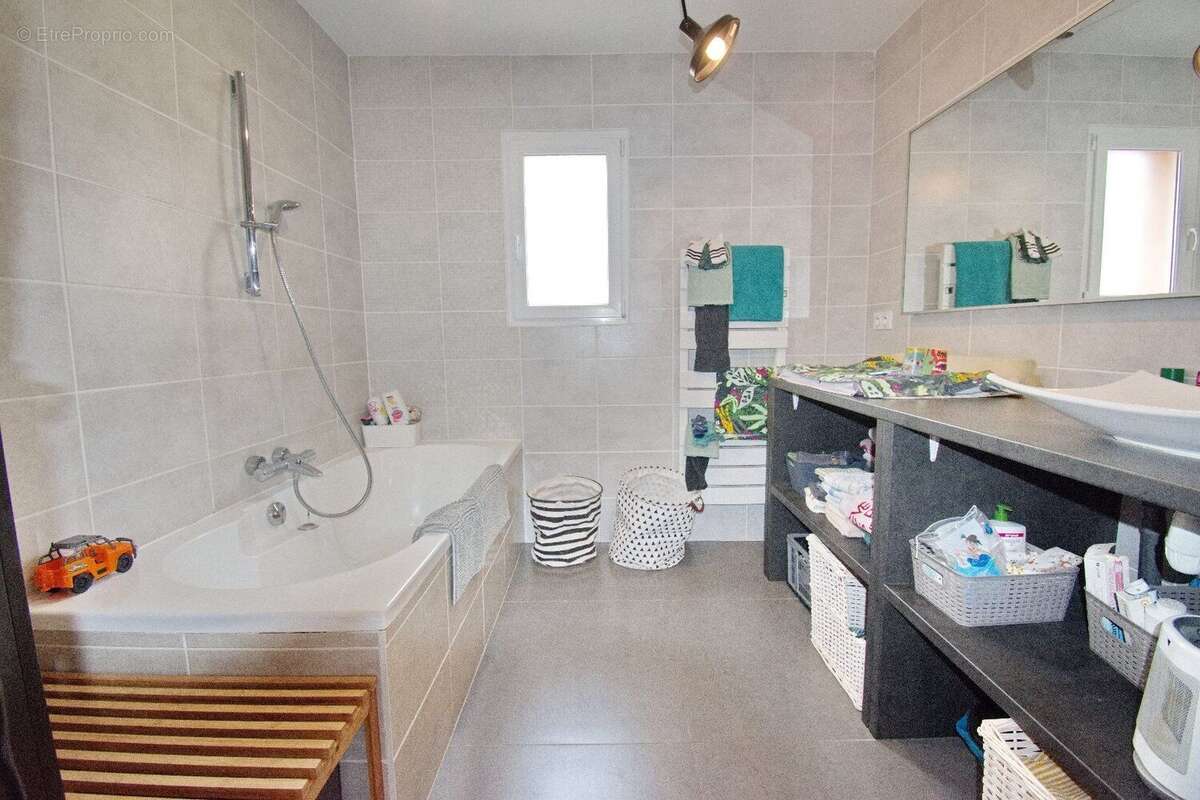 Photo 5 - Maison à LEZIGNAN-LA-CEBE