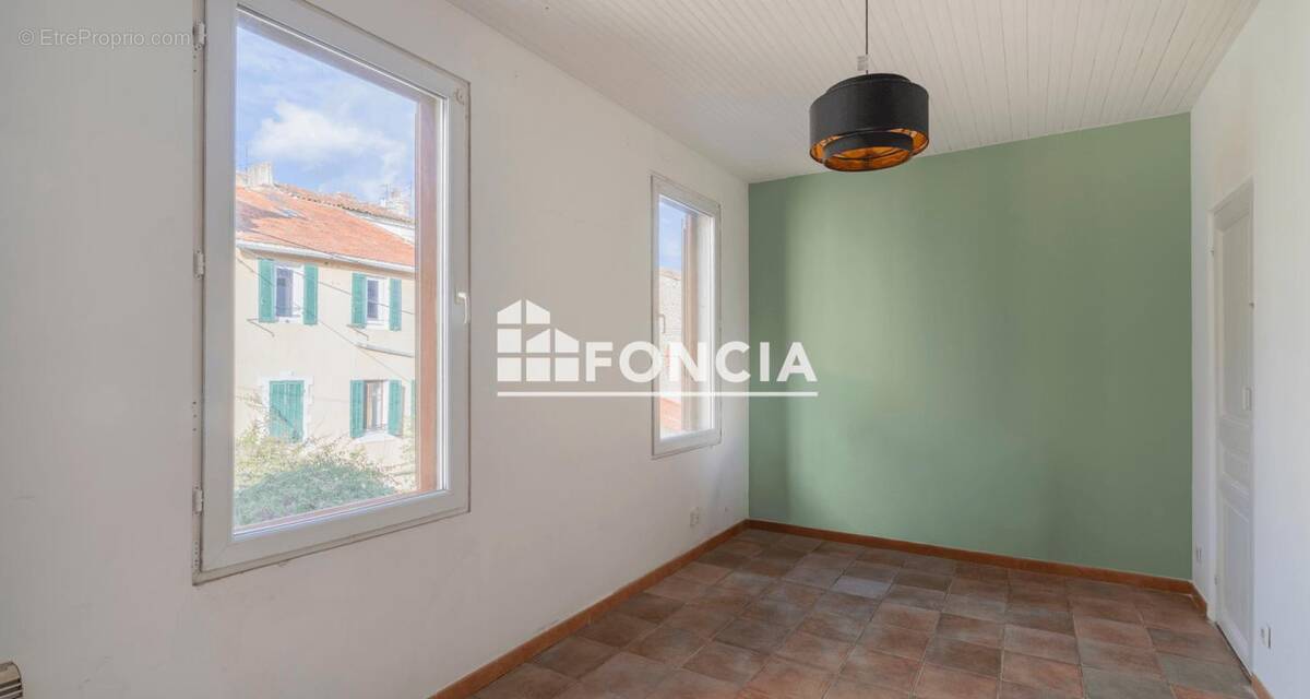 Appartement à MARSEILLE-10E