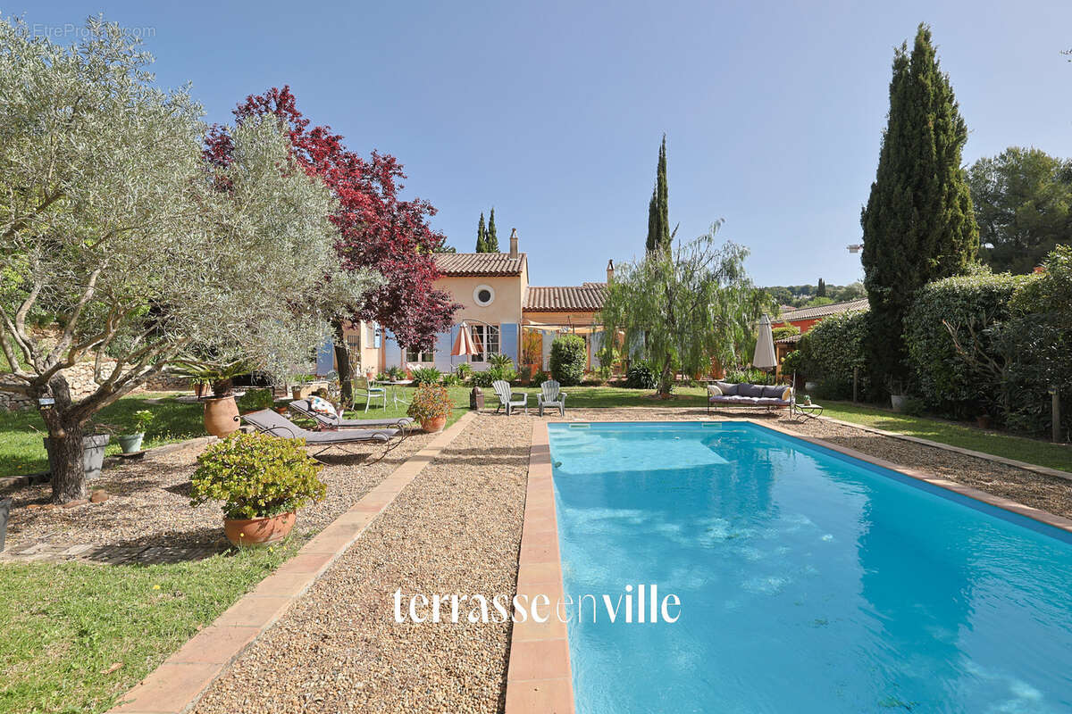 Maison à SANARY-SUR-MER