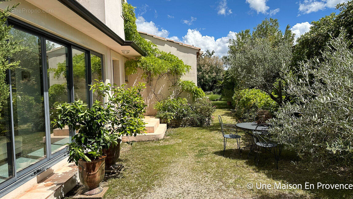 Maison à TAVEL