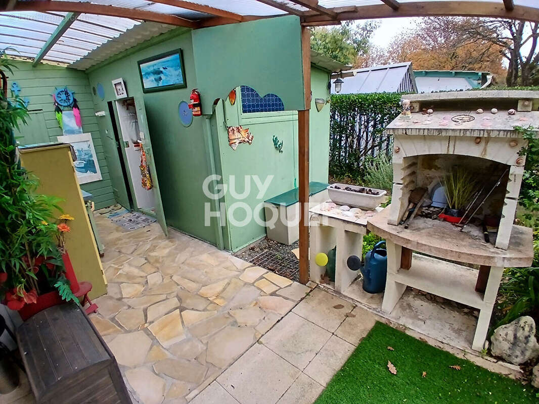 Terrain à SAINT-PIERRE-D&#039;OLERON