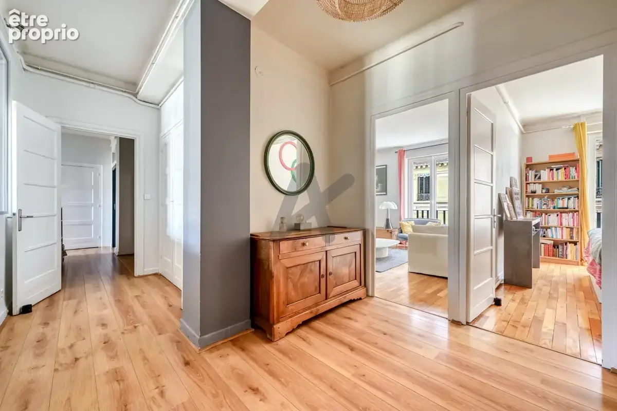 Lyon 3 - Lafayette: Un appartement familial de 137m2, 3 chambres en étage élevé. - photo 9