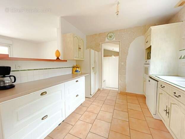 Maison à VINON-SUR-VERDON