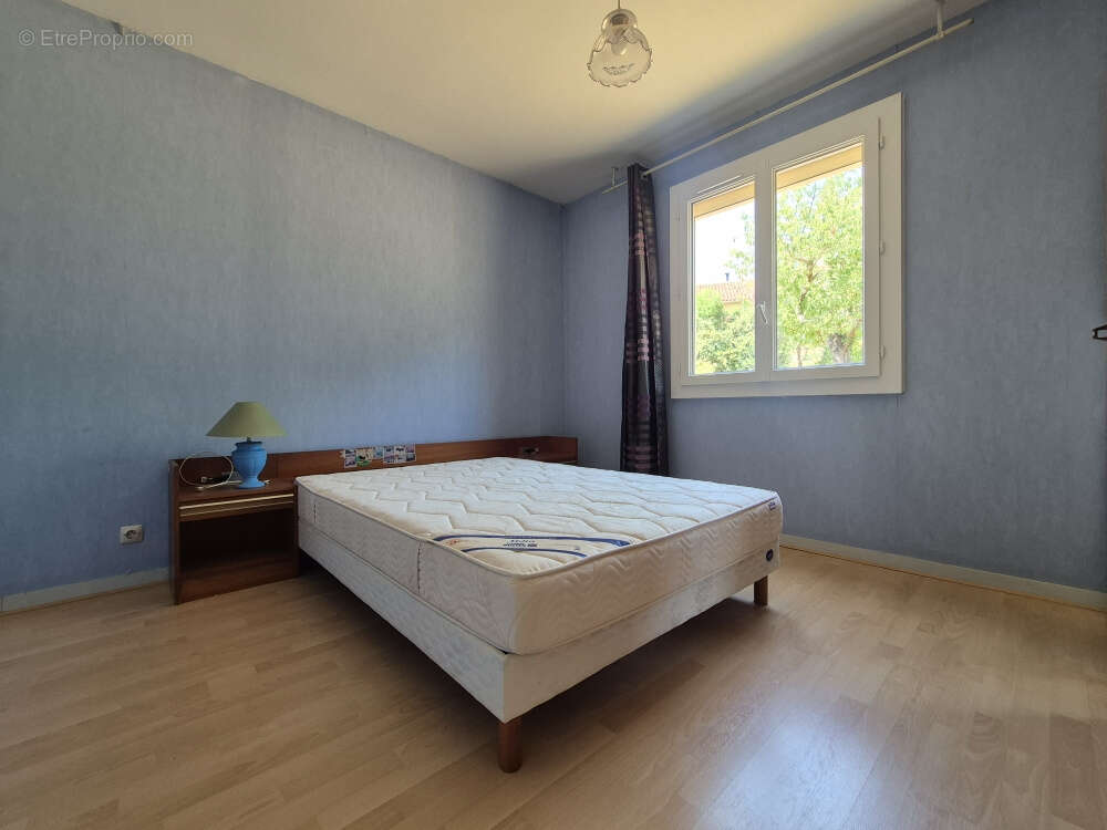A Saint-Justin, Maison de 95m2 de plain-pied avec vue panoramique des Pyrénées - photo 9