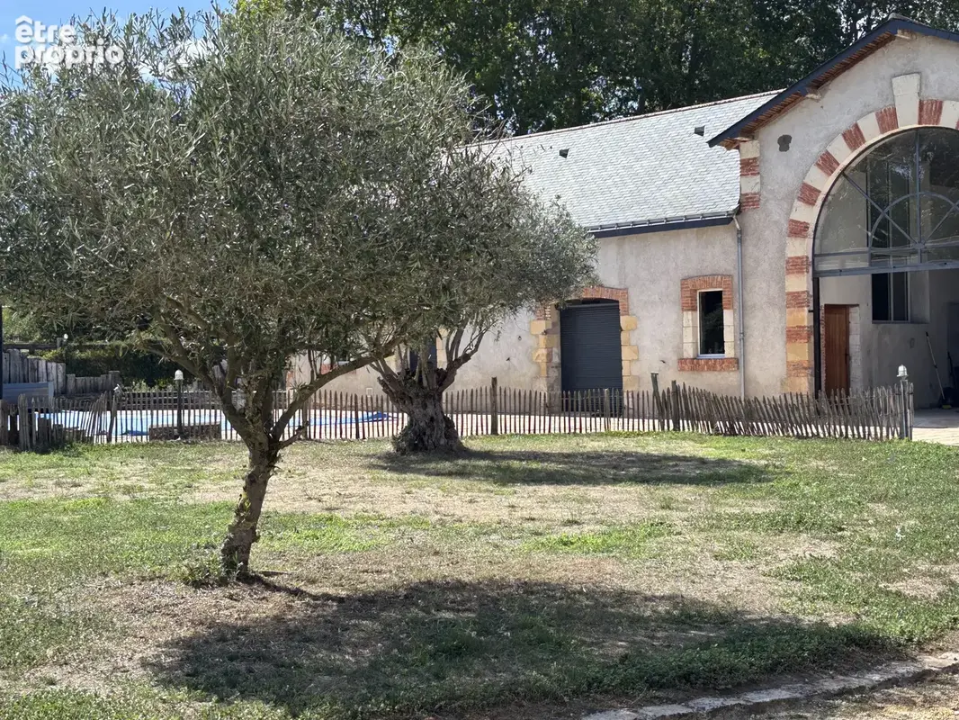 Maison 8 pièces 400 m2 - photo 2