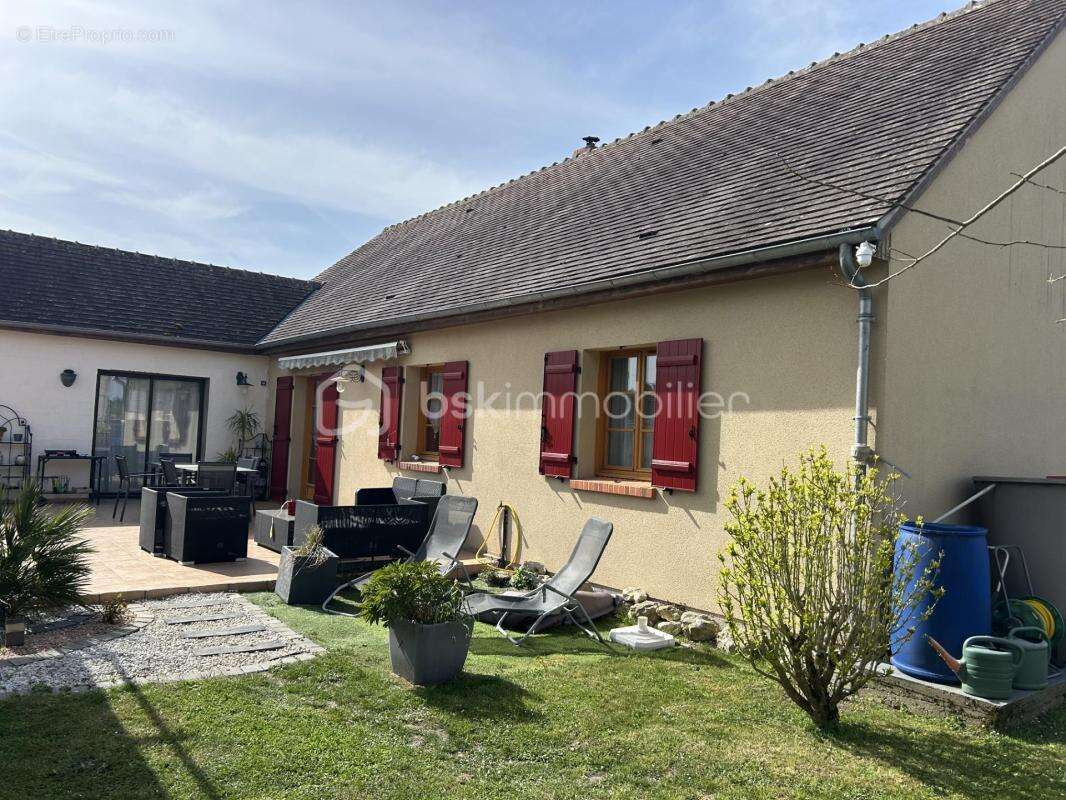 Maison à HUISSEAU-SUR-COSSON