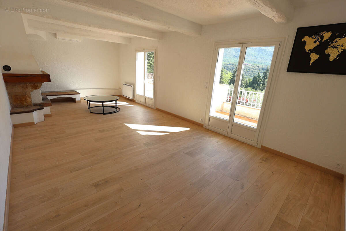 Maison à CABRIS