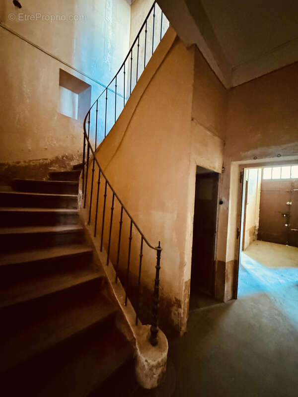 Maison à LORIOL-DU-COMTAT