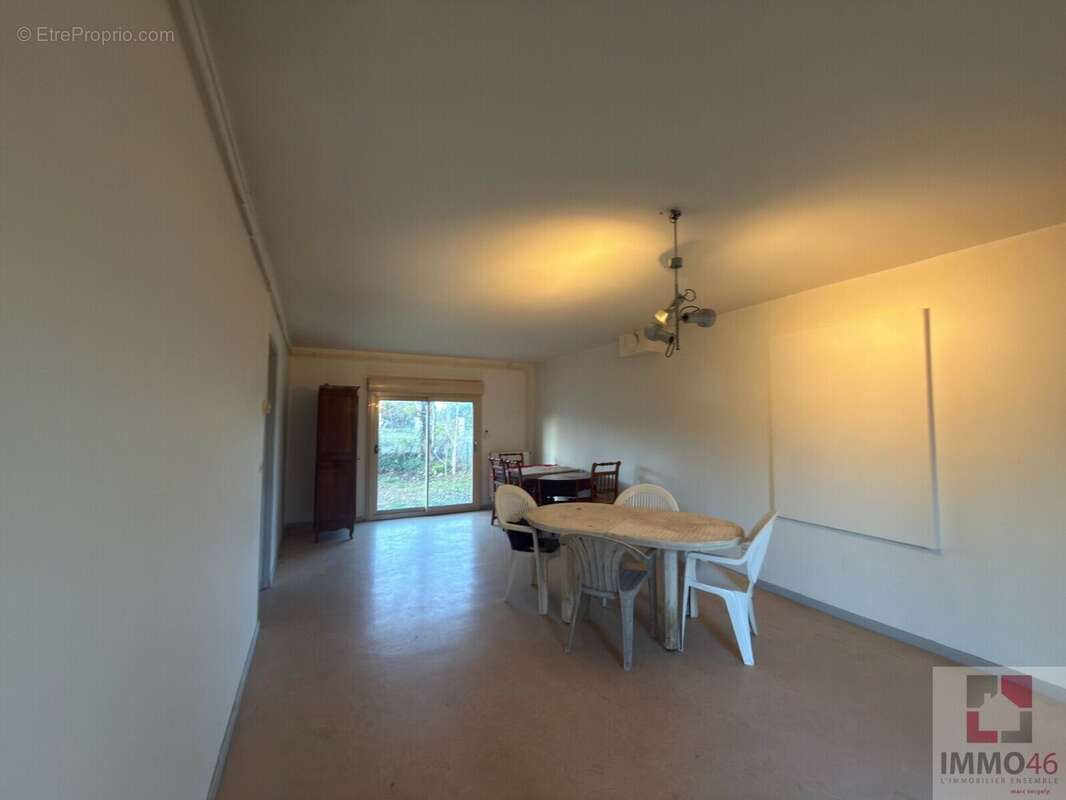 Maison à MONTFAUCON