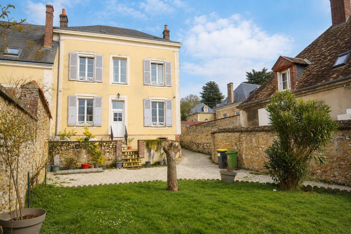 Maison à NOGENT-LE-ROTROU