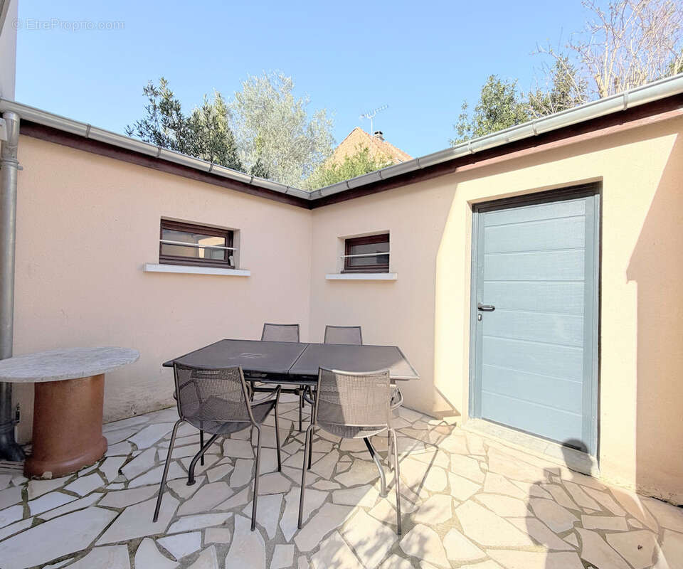 Maison à RUEIL-MALMAISON