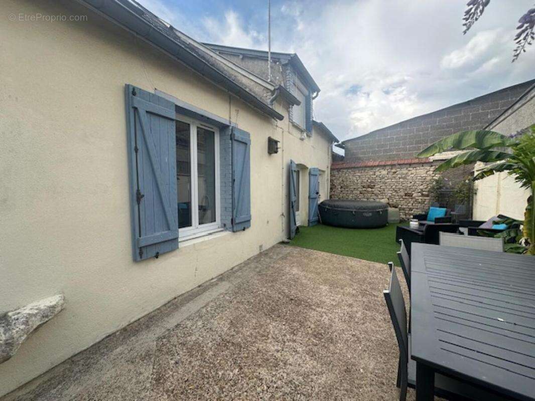 Maison à THEUVILLE