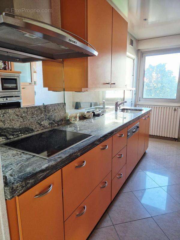 Appartement à LYON-4E