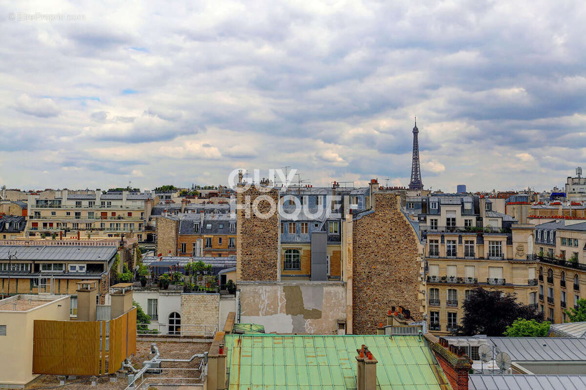 Appartement à PARIS-16E