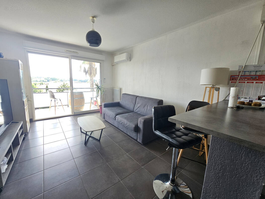 Appartement à JACOU