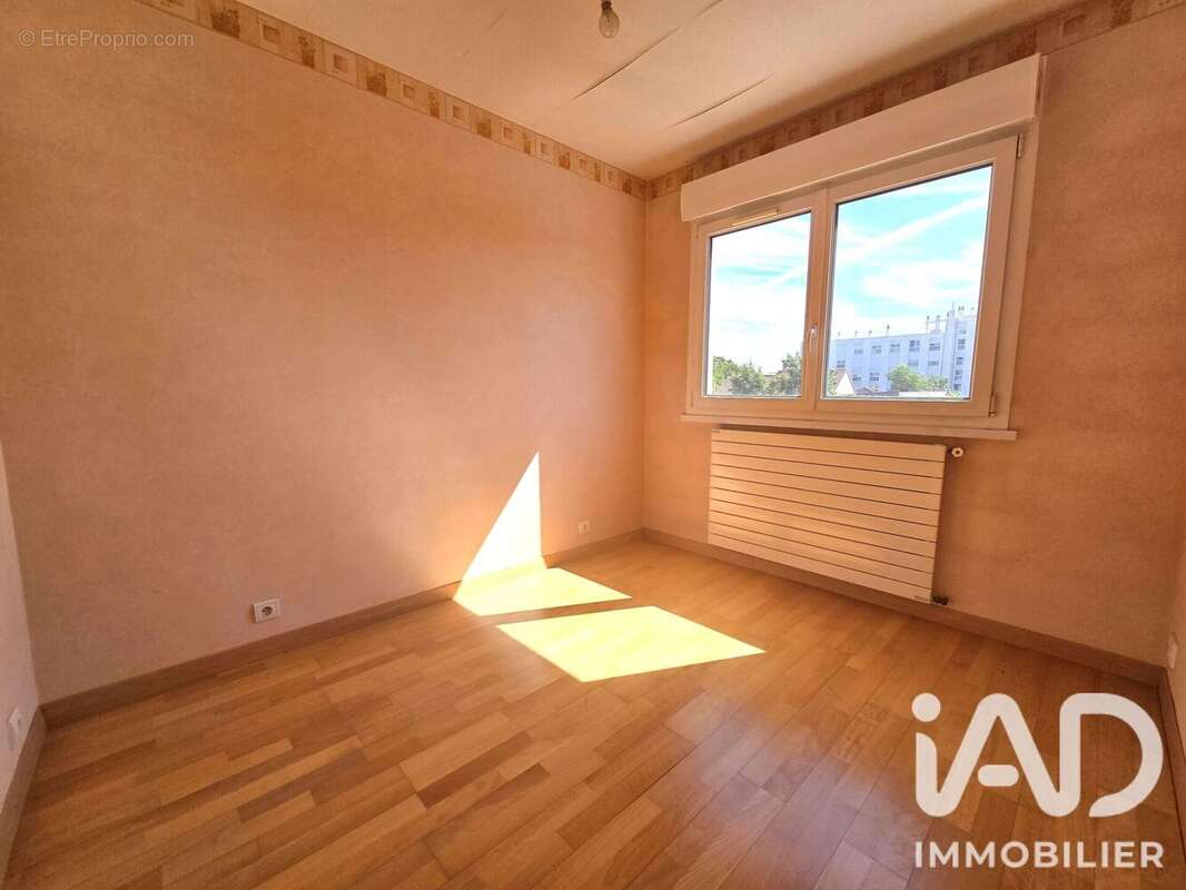 Appartement 68 m² à Bezons  - photo 9