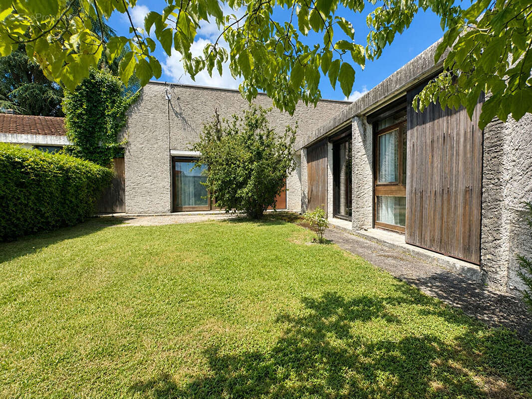 Maison Pau 6 pièce(s) 129.41 m2 - photo 8
