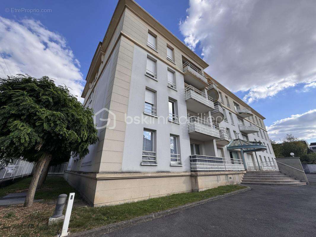 Appartement à LIVRY-GARGAN