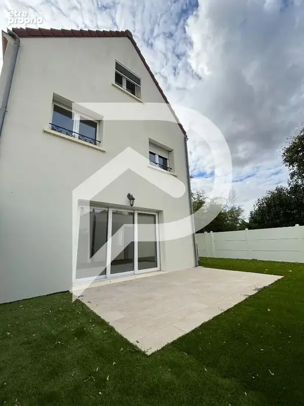 Photo Maison à Limeil-Brevannes au prix de 369 000€