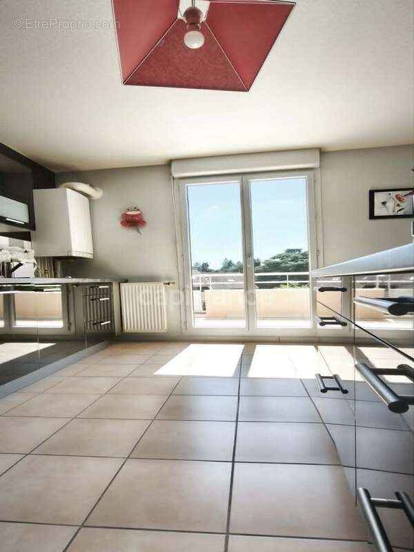 Appartement à RIVES