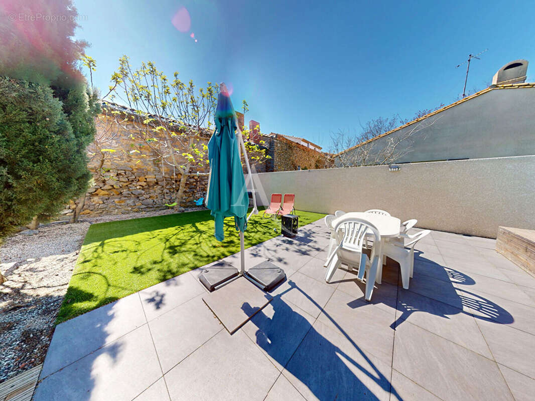 Maison à LEZIGNAN-CORBIERES